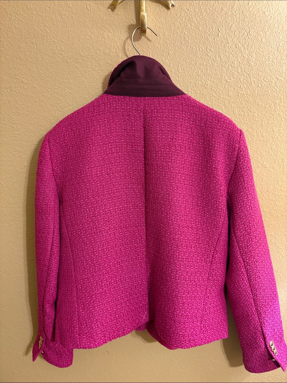 Ann Taylor Fuchsia Textured Single-Button Blazer - Picture 4 of 5
